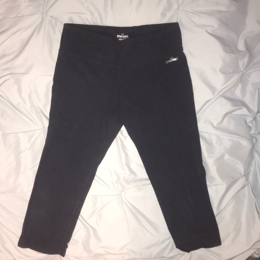 Spalding capris leggings